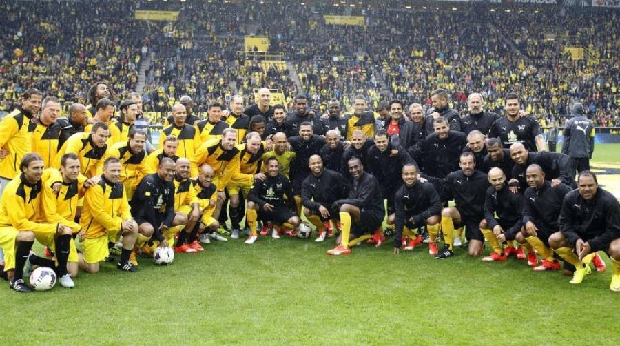 赛前多特蒙德备战德国杯,调整名单细节曝光,赛场秩序良好,身体对抗强度拉满的简单介绍BOB体育官网平台